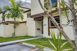 520 NW 99th Pl #520, Miami, FL 33172, Sold 07/16/24