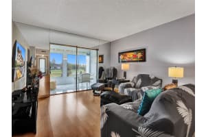 1045 Country Club Dr APT 308, Margate, FL 33063, Sold 06/22/24