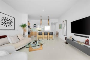 2020 N Bayshore Dr APT 3308, Miami, FL 33137, Sold 12/04/24