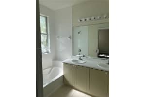 1370 SE 26th Ave, Homestead, FL 33035, Sold 05/06/24
