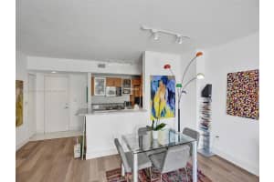 18800 NE 29th Ave APT 530, Aventura, FL 33180, Sold 05/17/24