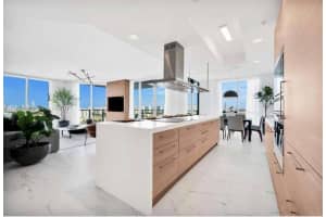17111 Biscayne Blvd Unit 2209, Aventura, FL 33160, Sold 10/17/24