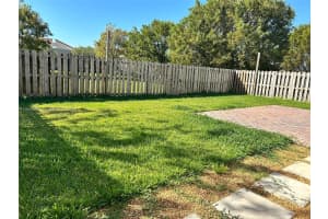 10320 NW 10th St, Miami, FL 33172, Sold 04/23/24