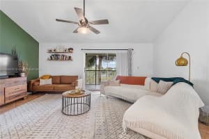 3013 N Oakland Forest Dr APT 306, Oakland Park, FL 33309, Sold 08/09/24