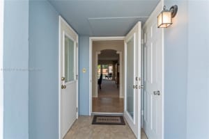 2829 NE 33rd Ct APT 207, Fort Lauderdale, FL 33306, Sold 12/03/24