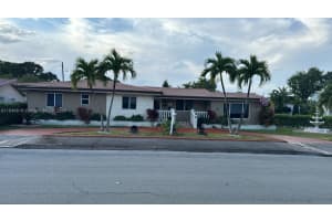 206 Ponce De Leon Blvd, Coral Gables