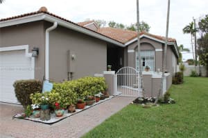 2620 E Aragon Blvd UNIT 3, Sunrise, FL 33313, Sold 05/14/24