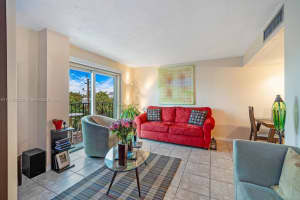899 West Ave #4a, Miami Beach, FL 33139, Sold 06/24/24