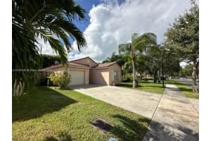 1946 SE 10th St, Homestead, FL 33035, Sold 05/15/24