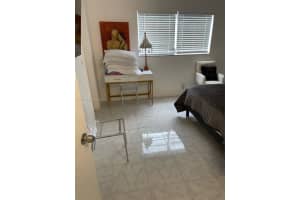 541 Blue Heron Dr APT 117, Hallandale Beach, FL 33009, - MLS#A11547207
