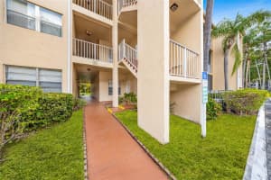 15315 SW 106th Terrace APT 411, Miami, FL 33196, Sold 04/25/24