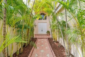 1187 Cedar Falls Dr, Weston, FL 33327, Sold 06/13/24