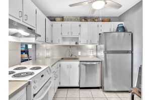 20400 W Country Club Dr APT 317, Aventura, FL 33180, Sold 05/15/24