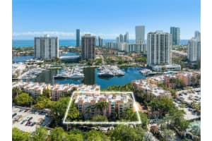 19801 E Country Club Dr #4202, Aventura, FL 33180, Sold 04/16/24