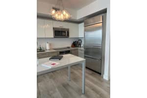 1300 Brickell Bay Dr APT 3106, Miami, FL 33131, Sold 05/15/24