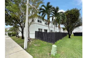 10829 NW 79th St, Miami, FL 33178, Sold 06/17/24