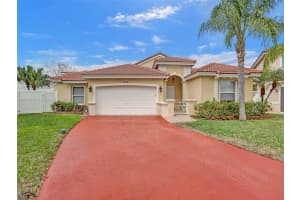 18492 NW 24th St, Pembroke Pines, FL 33029, Sold 04/26/24