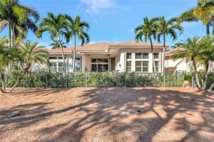 320 Charroux Dr, Palm Beach Gardens, FL 33410, Sold 08/19/24