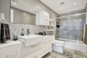 437 Golden Isles Dr #12h, Hallandale Beach, FL 33009, Sold 06/20/24