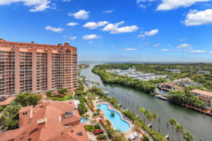 60 Edgewater Dr, Coral Gables, FL 33133, Sold 03/28/25