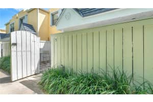 6855 SW 45th Ln Apartment 5, Miami, FL 33155, Sold 04/24/24