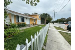 1123 18th Ave N, Lake Worth Beach, FL 33460, Sold 10/30/24