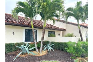 34 Columbia Ct, Deerfield Beach, FL 33442, Sold 04/22/24