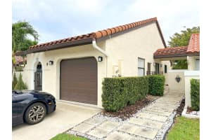 34 Columbia Ct, Deerfield Beach, FL 33442, Sold 04/22/24