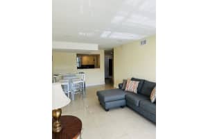 9365 Fontainebleau Blvd APT E236, Miami, FL 33172, Sold 04/26/24