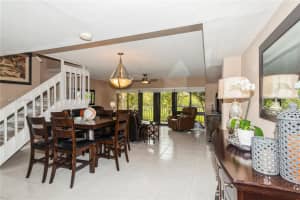 9937 NW 9th St Cir Apt 5-19, Miami, FL 33172, Sold 05/13/24