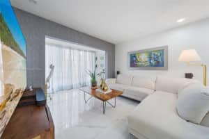 9703 Hammocks Blvd APT 101, Miami, FL 33196, Sold 05/20/24