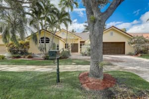 1614 Newport Ln, Weston, FL 33326, Sold 04/30/24