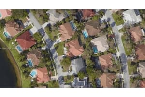 4866 Nw 67th Ave, Lauderhill