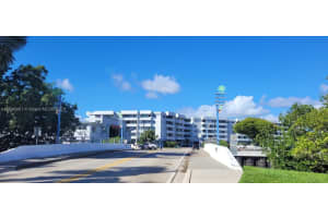 7300 Wayne Ave APT 408, Miami Beach, FL 33141, Sold 05/17/24