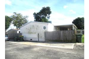 220 NE 12th Ave LOT 211, Homestead, FL 33030, Sold 05/29/24