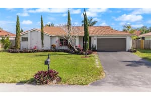 15030 E Falcons Lea Dr, Davie, FL 33331, Sold 05/01/24
