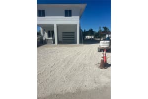 111 Azalea St, Tavernier, FL 33070, Sold 04/26/24