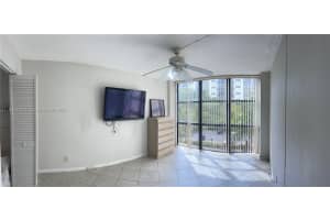 16919 N Bay Rd APT 414, Sunny Isles Beach, FL 33160, - MLS#A11548529