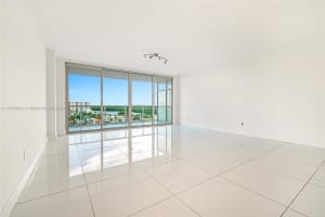 400 Sunny Isles Blvd APT 1018, Sunny Isles Beach, FL 33160, Sold 07/08/24