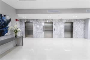 20379 W Country Club Dr APT 2133, Aventura, FL 33180, Sold 10/21/24