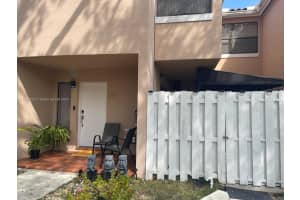 11800 SW 80th St APT 113, Miami, FL 33183, Sold 07/30/24