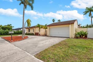 6270 NW 199th St, Hialeah, FL 33015, Sold 04/01/24