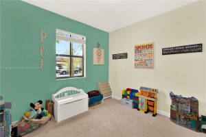 616 SE 37th Ter, Homestead, FL 33033, Sold 06/17/24