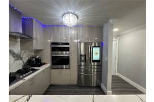 11275 SW 88th St #204k, Miami, FL 33173, Sold 04/17/24