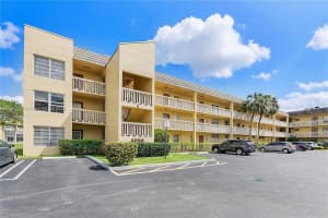 6050 NW 64th Ave APT 204, Tamarac, FL 33319, Sold 07/26/24