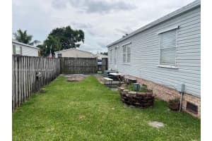 220 NE 12th Ave, Homestead, FL 33030, Sold 04/19/24