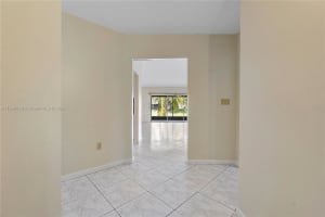9011 Bermuda Dr, Miramar, FL 33025, Sold 04/15/24