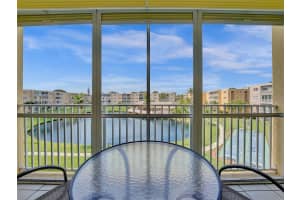 1024 SE 3rd Ave APT 305, Dania Beach, FL 33004, Sold 04/19/24