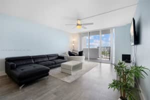 2780 NE 183rd St APT 2009, Aventura, FL 33160, Sold 12/20/24