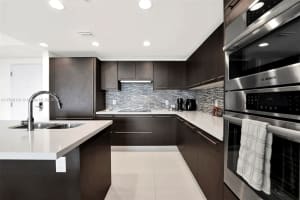 7825 NW 107th Ave Apt 314, Doral, FL 33178, Sold 07/10/24